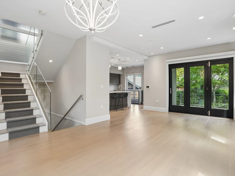 4481 W 15th Avenue, Vancouver, BC, V6R 3B1 - 7