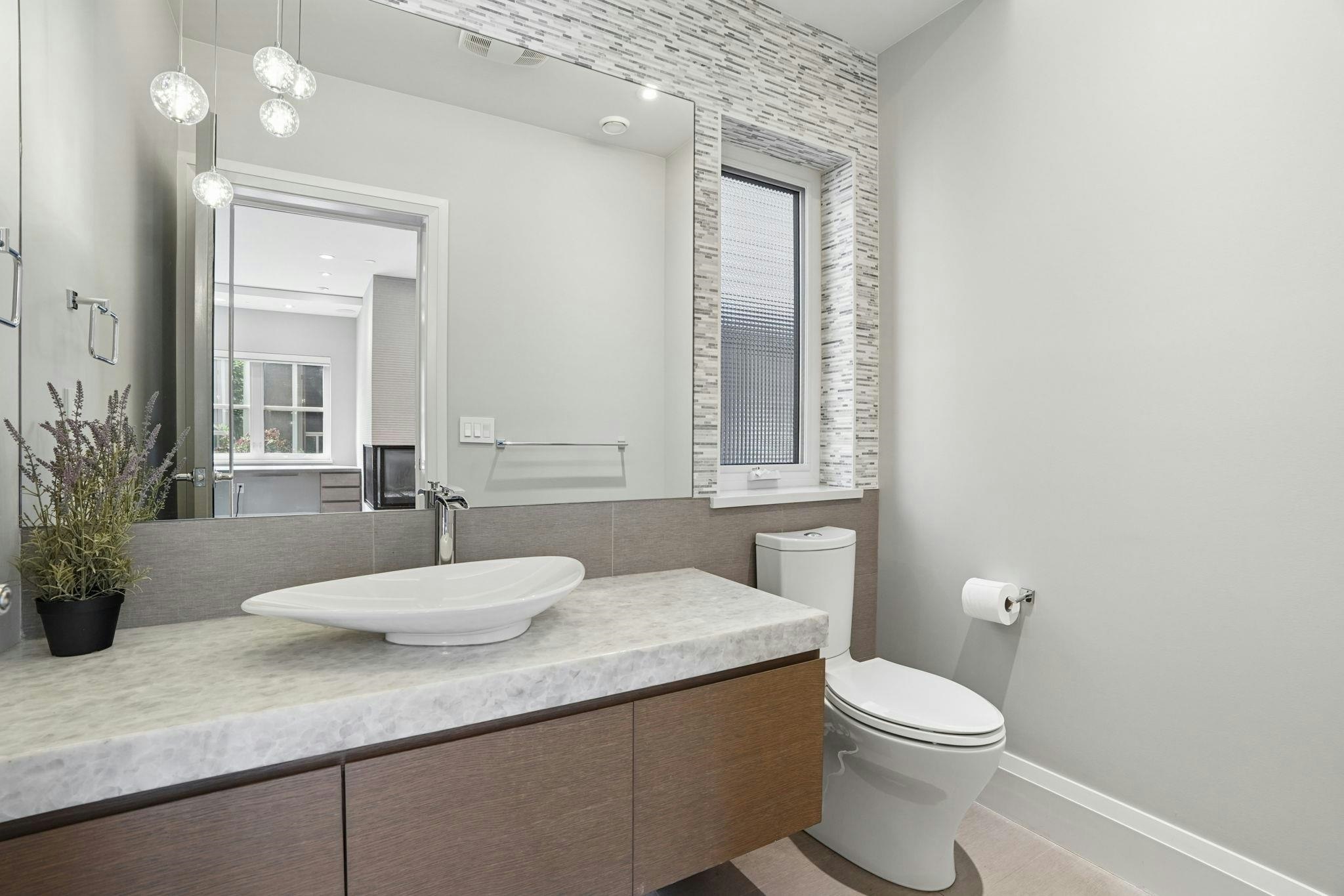4481 W 15th Avenue, Vancouver, BC, V6R 3B1 - 15