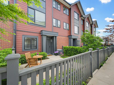 42-19897 75a Avenue - 2