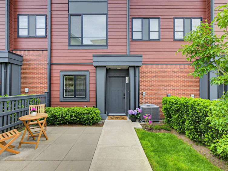 42-19897 75a Avenue, Langley, BC, V2Y 3S2 - 3