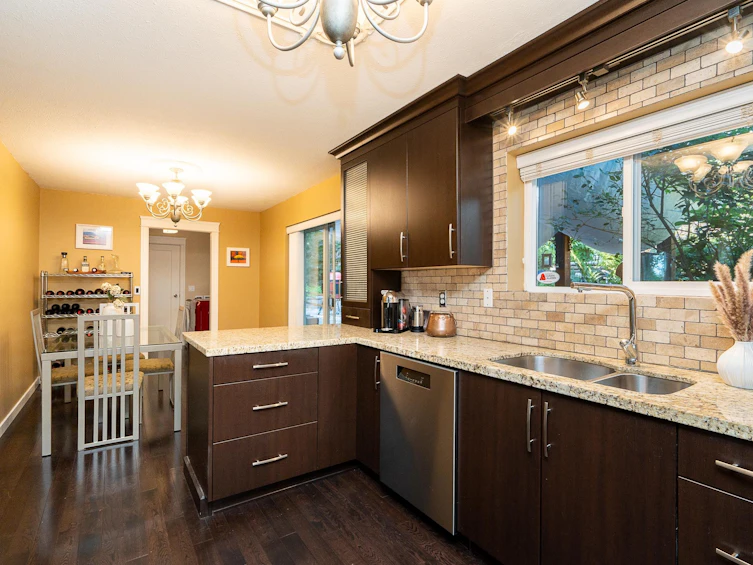 1135 Vanier Avenue, Coquitlam, BC, V3K 2S9 - 12