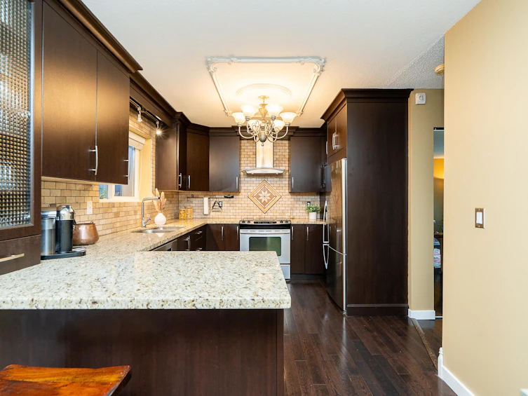 1135 Vanier Avenue, Coquitlam, BC, V3K 2S9 - 11