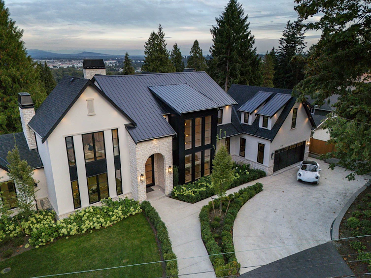2976 Lazy A Street, Coquitlam, BC, V3C 3N7 - 38