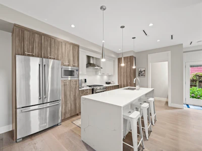 2-233 W 5th Street - 3