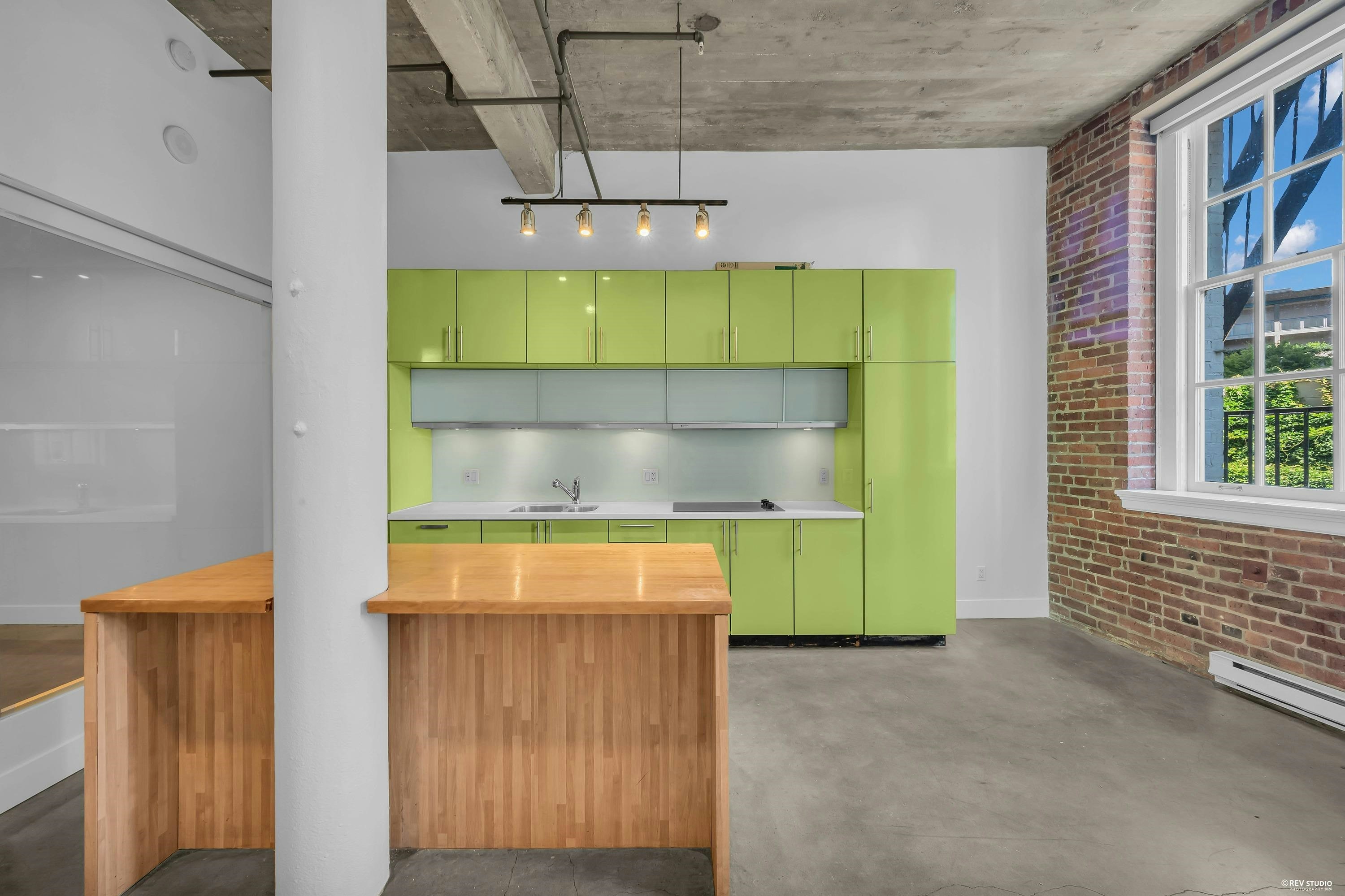 209-546 Beatty Street - 3