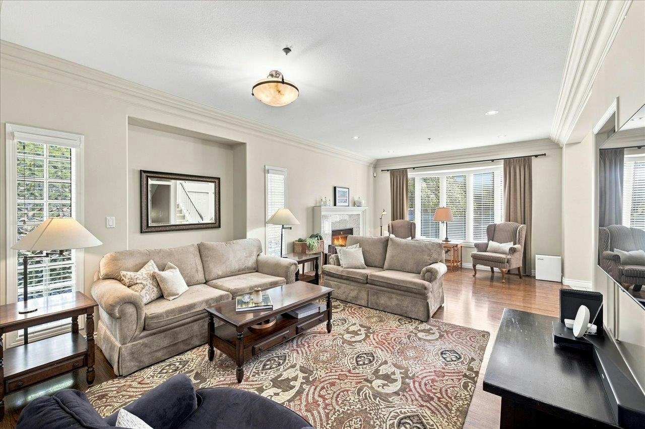 3493 Oxford Street, Vancouver, BC, V5K 1N8 - 6