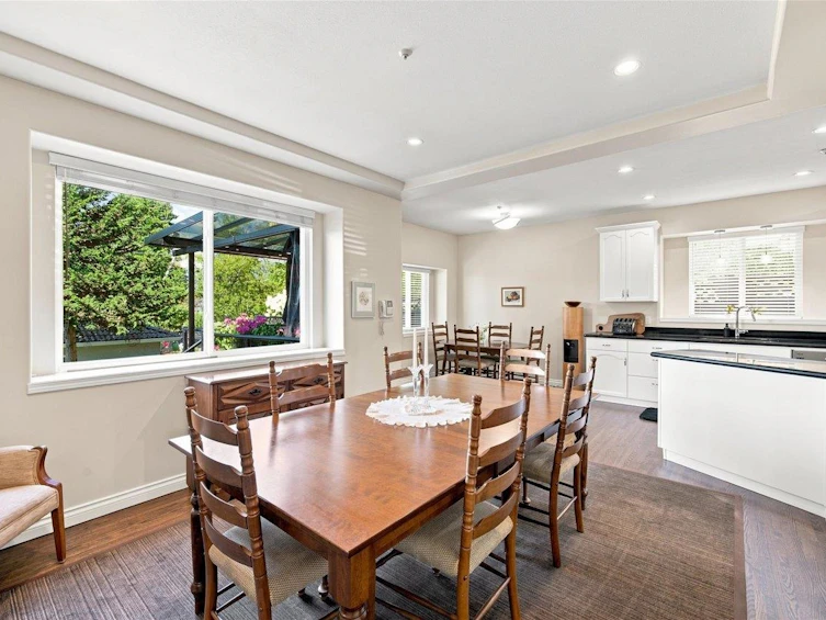 3493 Oxford Street, Vancouver, BC, V5K 1N8 - 16