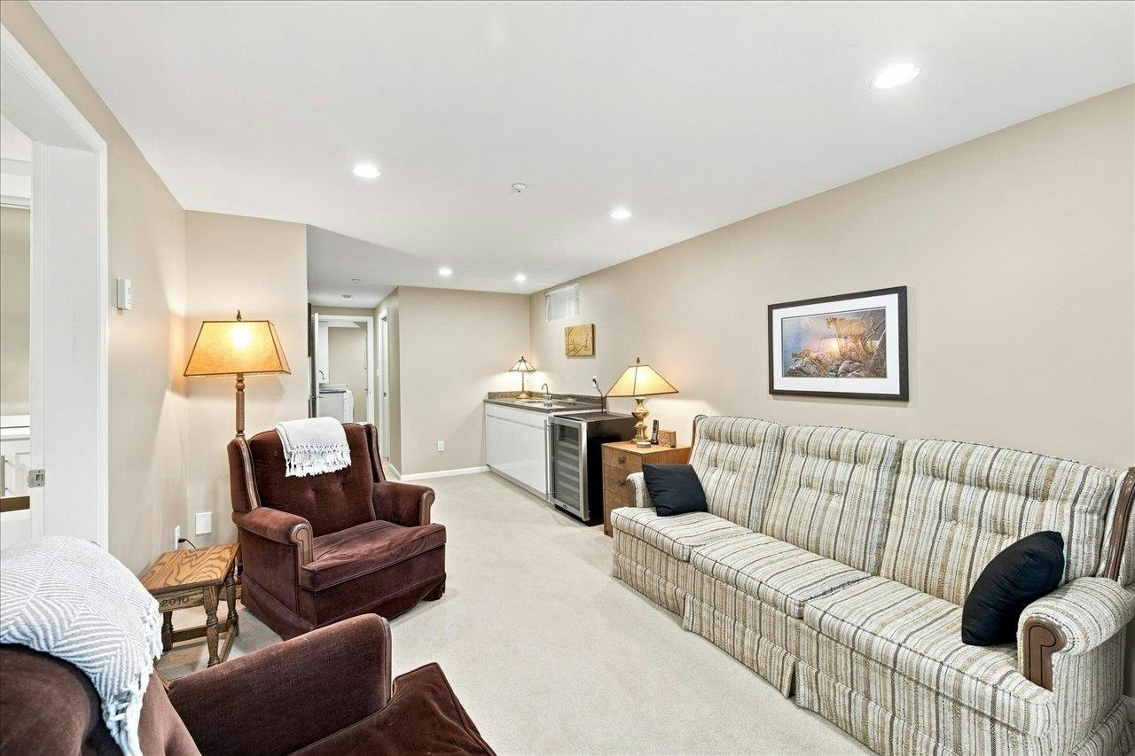3493 Oxford Street, Vancouver, BC, V5K 1N8 - 36