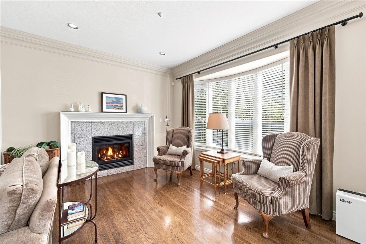 3493 Oxford Street - 5
