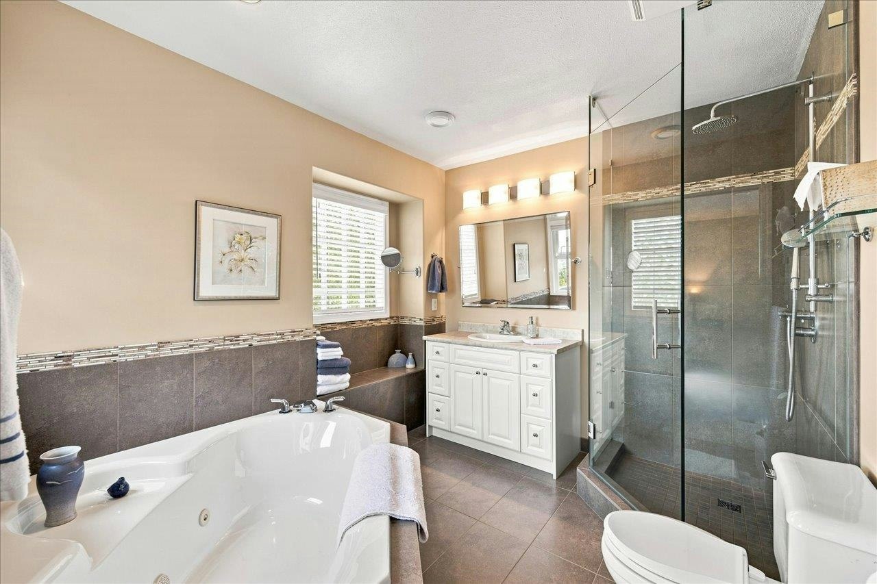 3493 Oxford Street, Vancouver, BC, V5K 1N8 - 25
