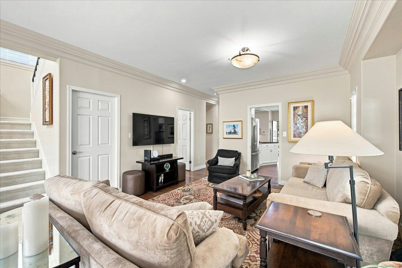 3493 Oxford Street, Vancouver, BC, V5K 1N8 - 8