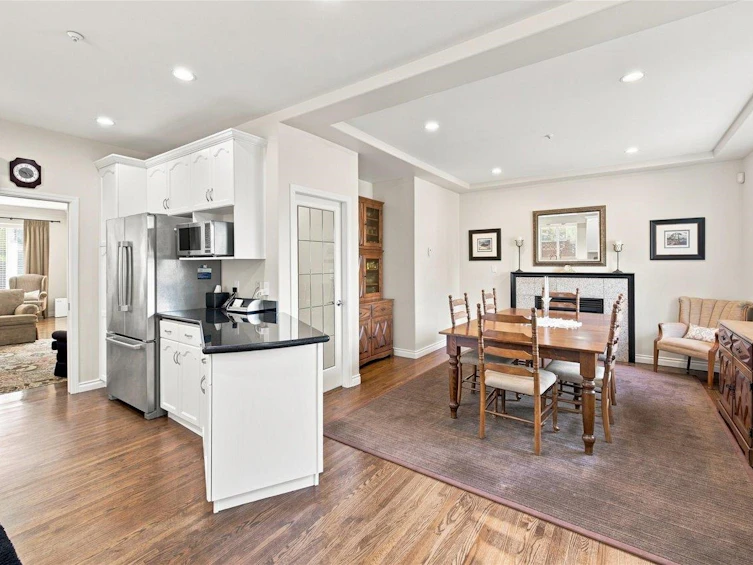 3493 Oxford Street, Vancouver, BC, V5K 1N8 - 12