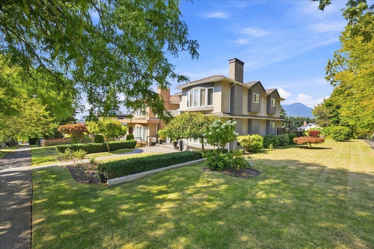 3493 Oxford Street - 3