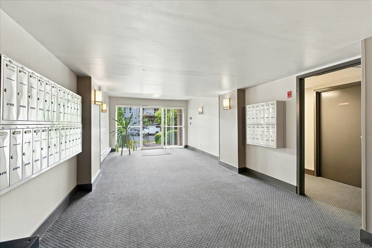 207-236 W 2nd Street, North Vancouver, BC, V7M 1C6 - 26