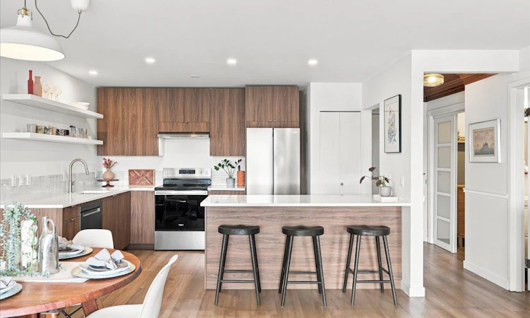 207-236 W 2nd Street