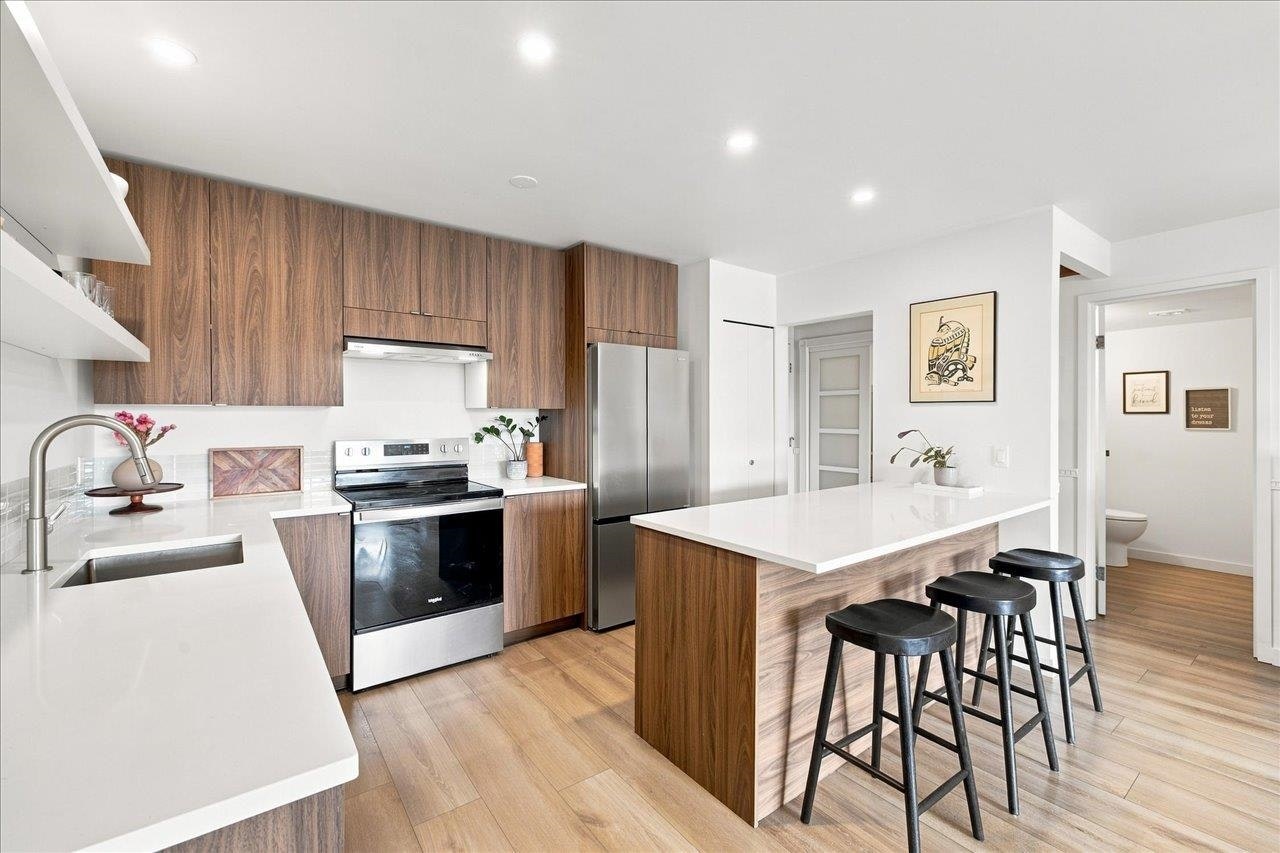 207-236 W 2nd Street - 5