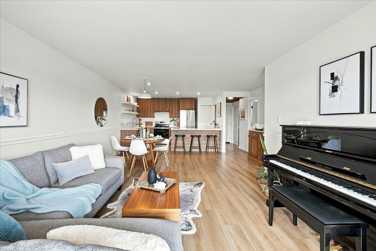 207-236 W 2nd Street, North Vancouver, BC, V7M 1C6 - 14