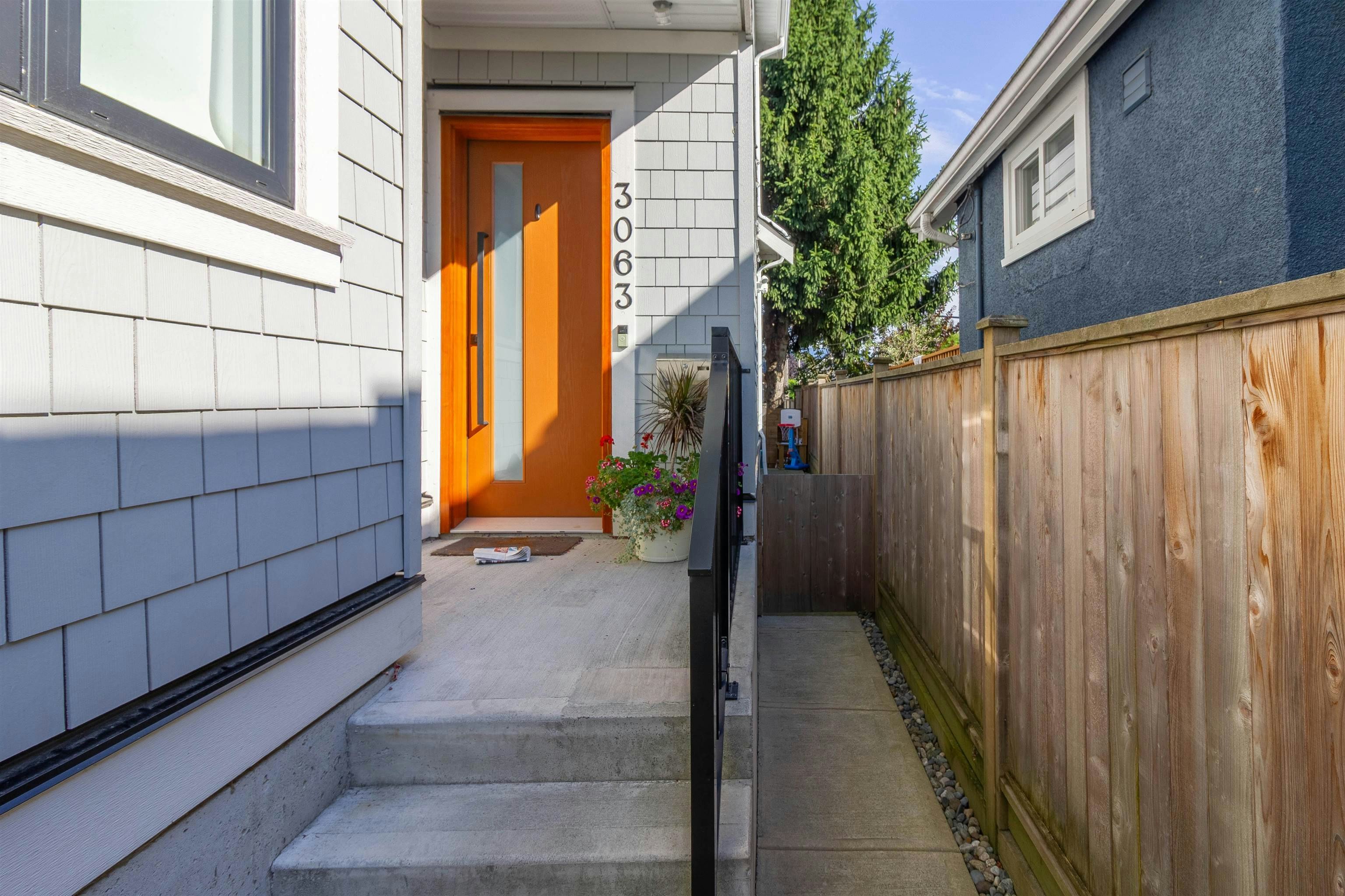 3063 Graveley Street - 2