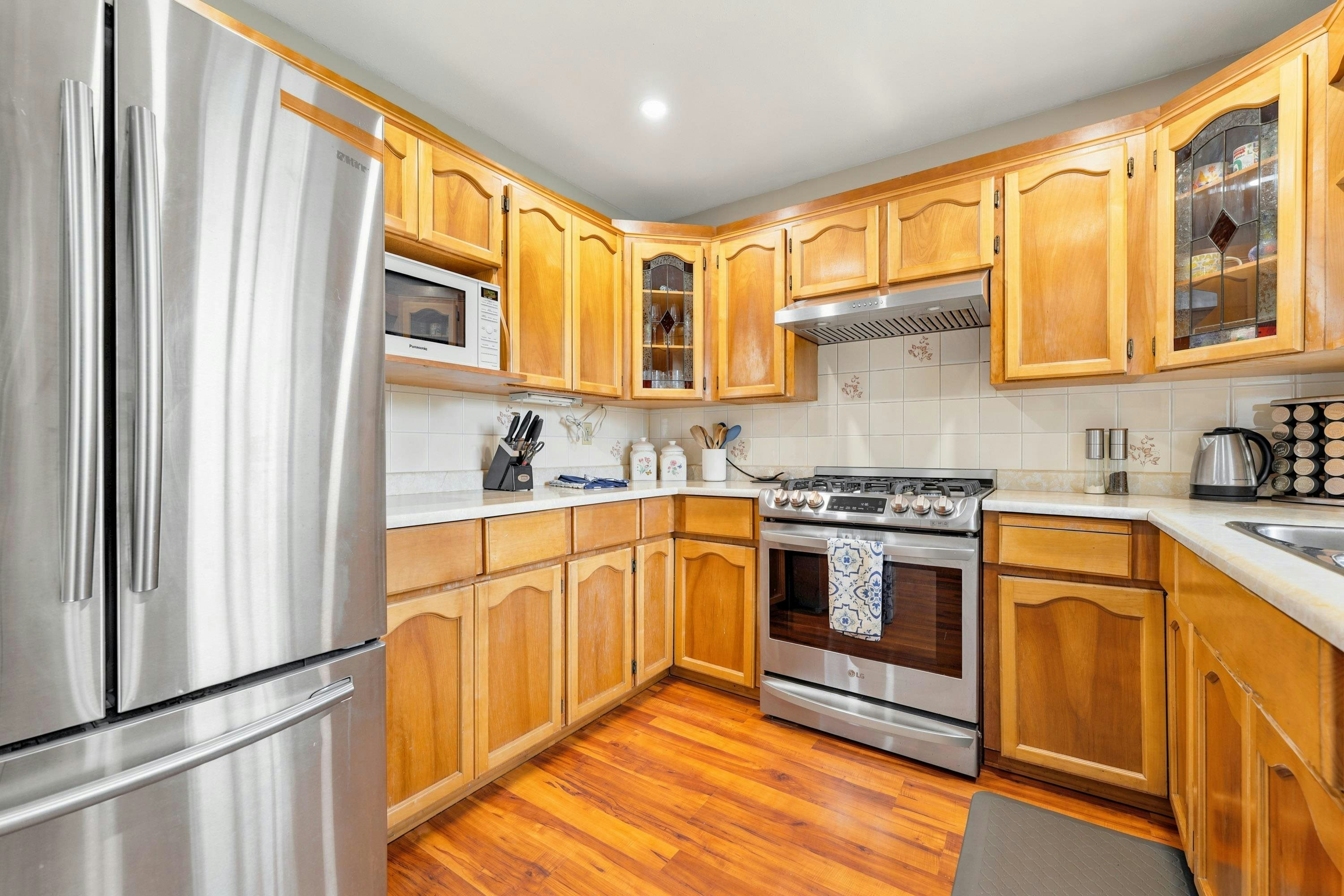 15429 95 Avenue, Surrey, BC, V3R 9E4 - 9