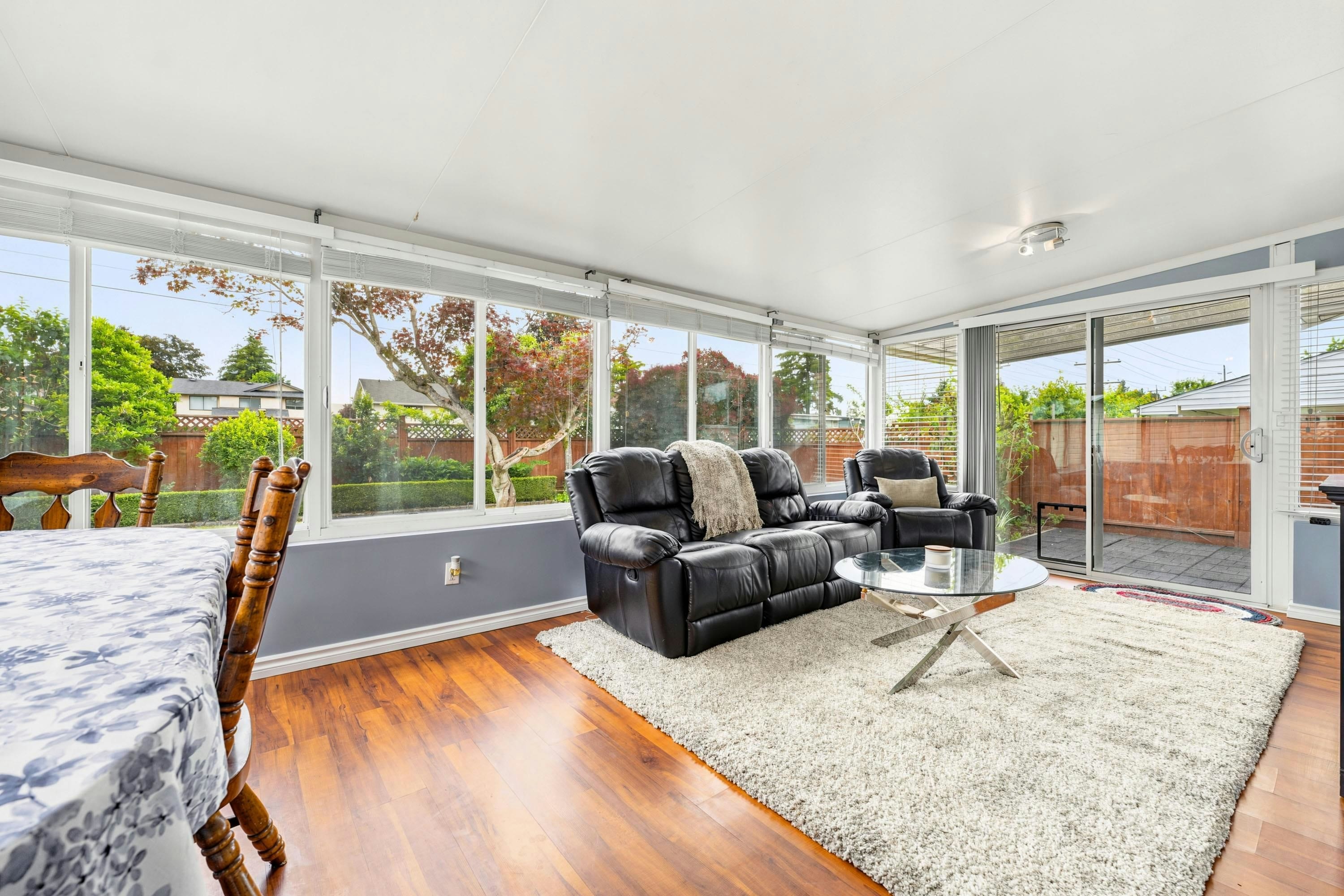 15429 95 Avenue, Surrey, BC, V3R 9E4 - 12