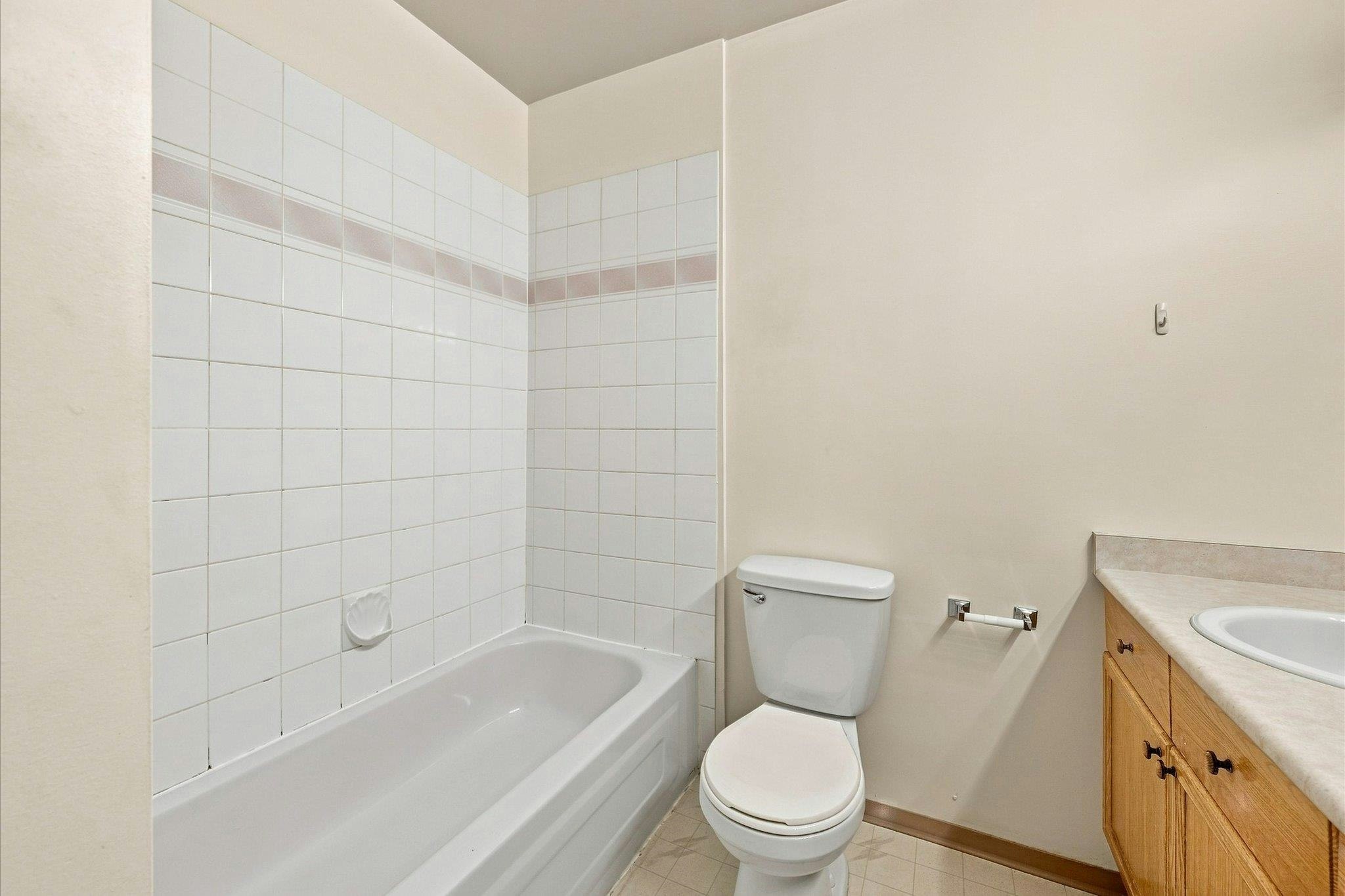 7-40200 Government Road, Squamish, BC, V8B 0G6 - 21