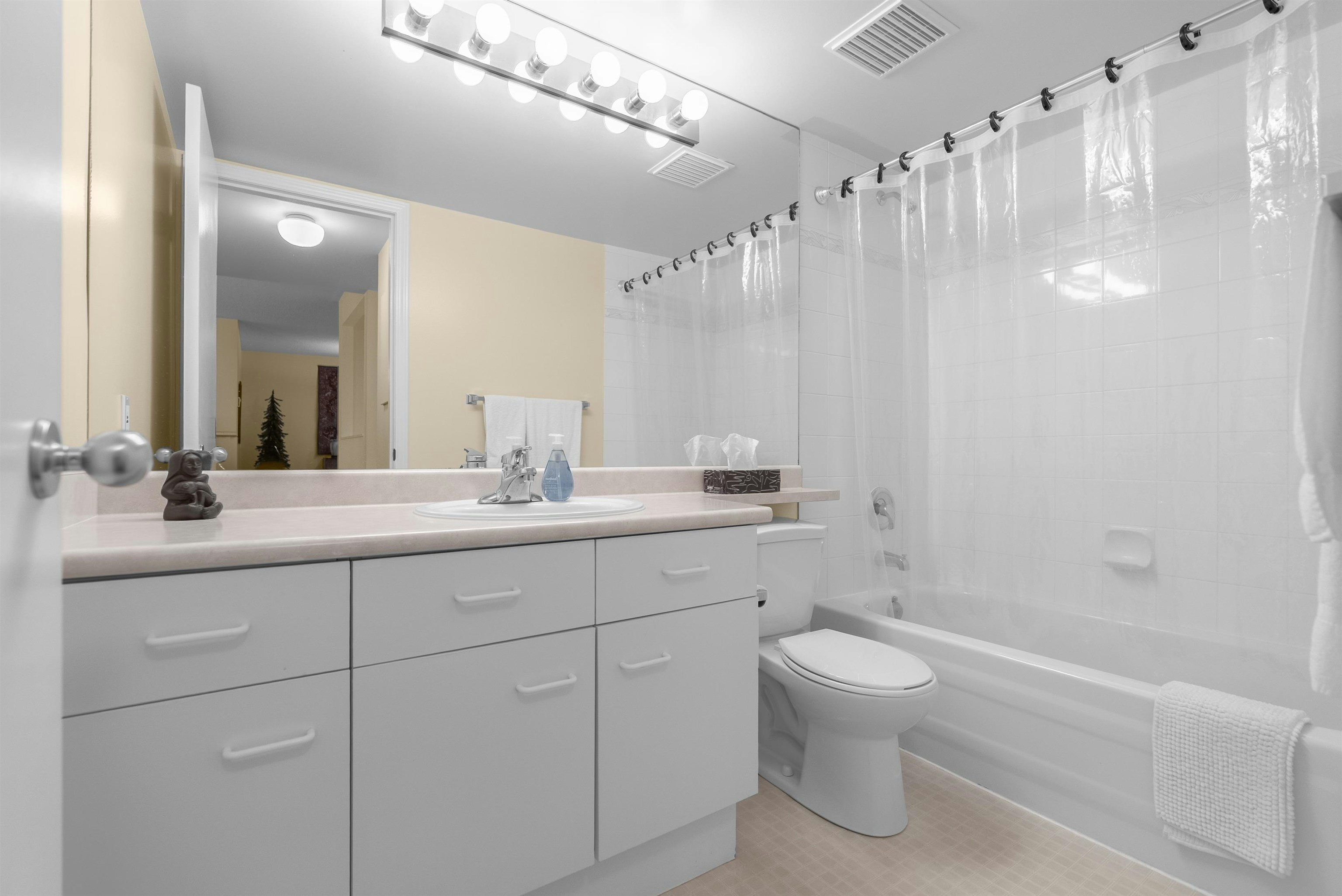 505-8811 Lansdowne Road, Richmond, BC, V6X 3T4 - 21