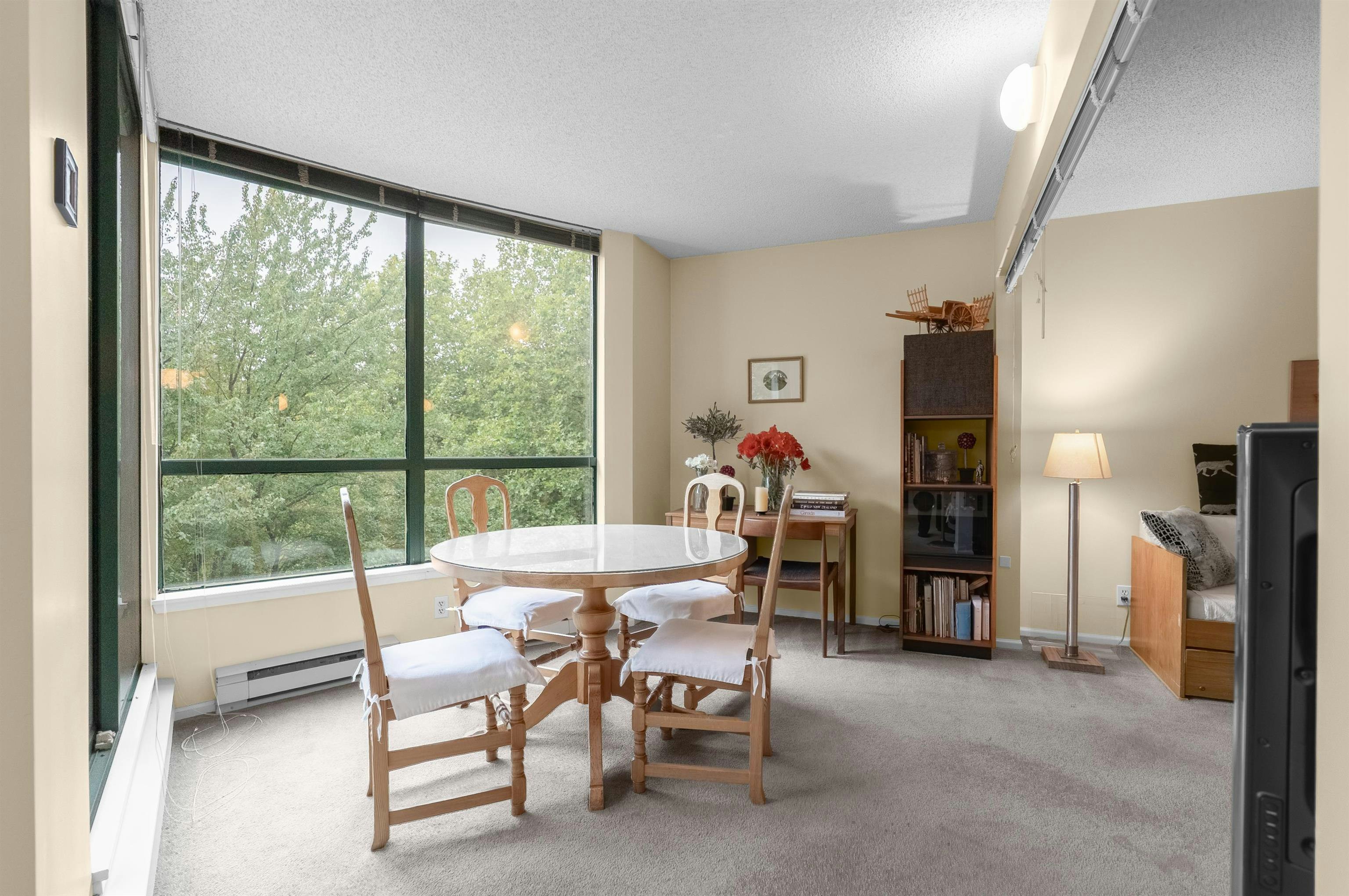 505-8811 Lansdowne Road - 4