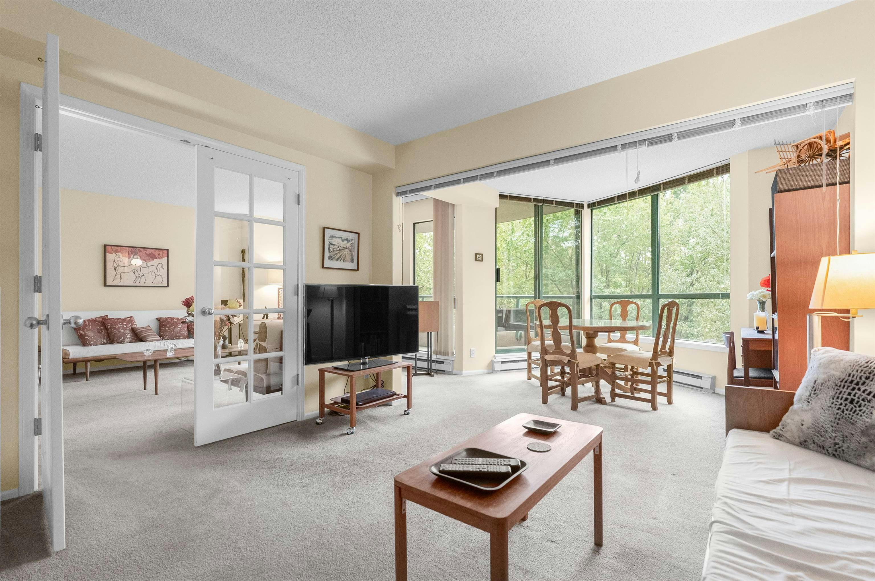 505-8811 Lansdowne Road - 3