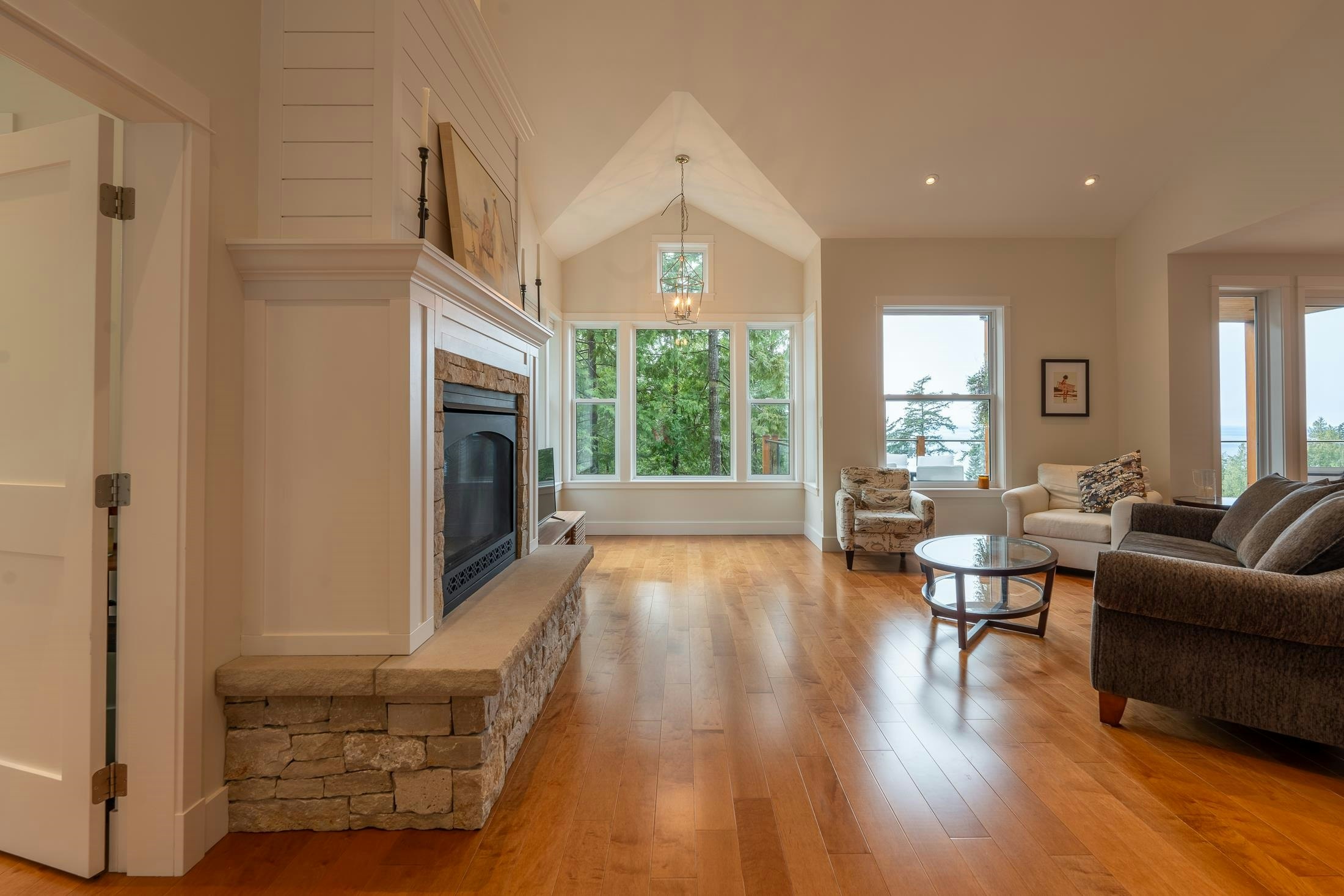 153 Swallow Road, Gibsons, BC, V0N 1V3 - 13