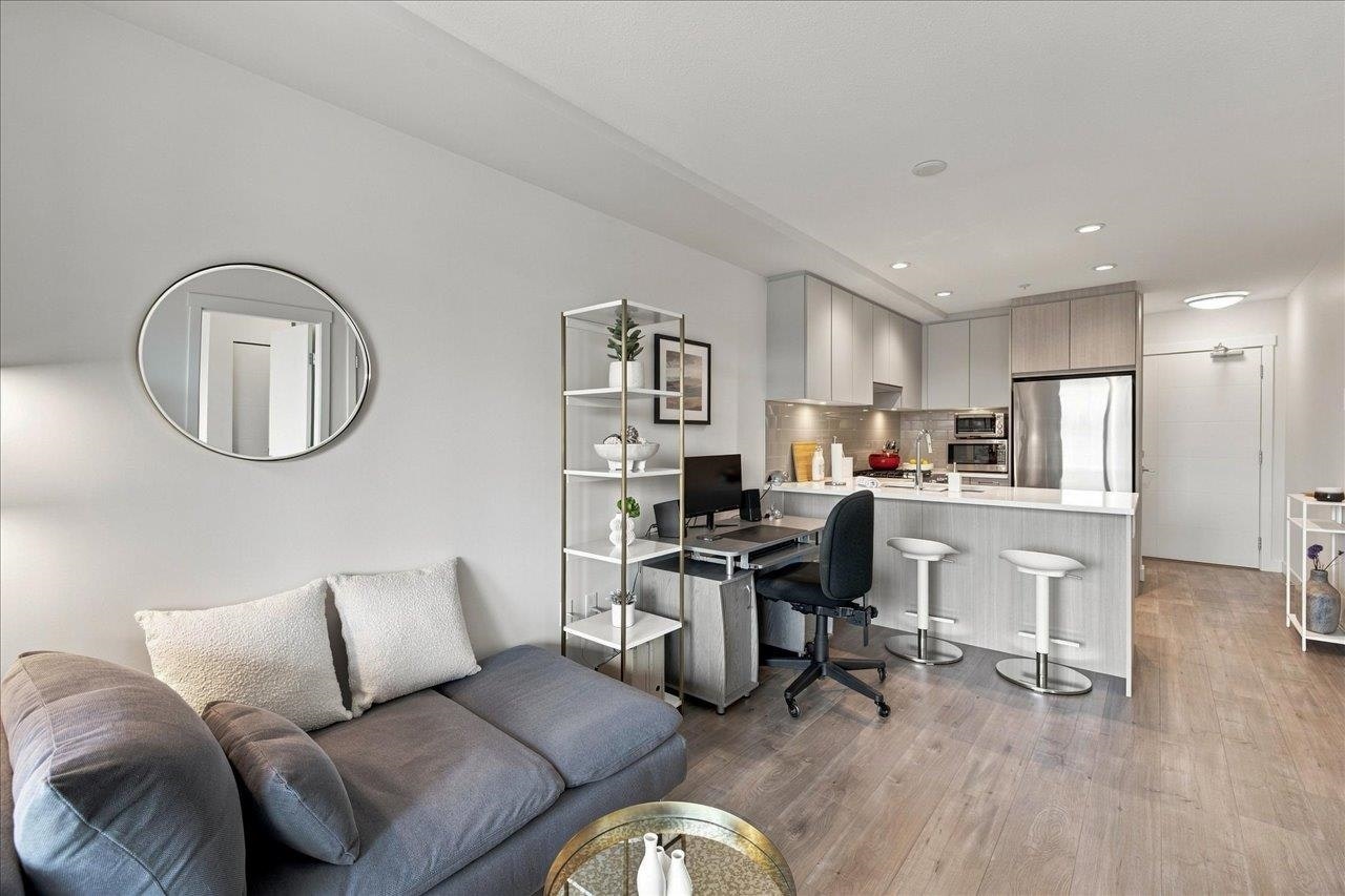 601-707 Como Lake Avenue - 5