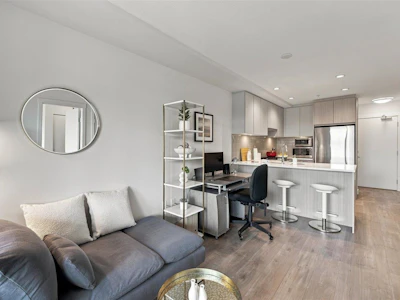 601-707 Como Lake Avenue - 5