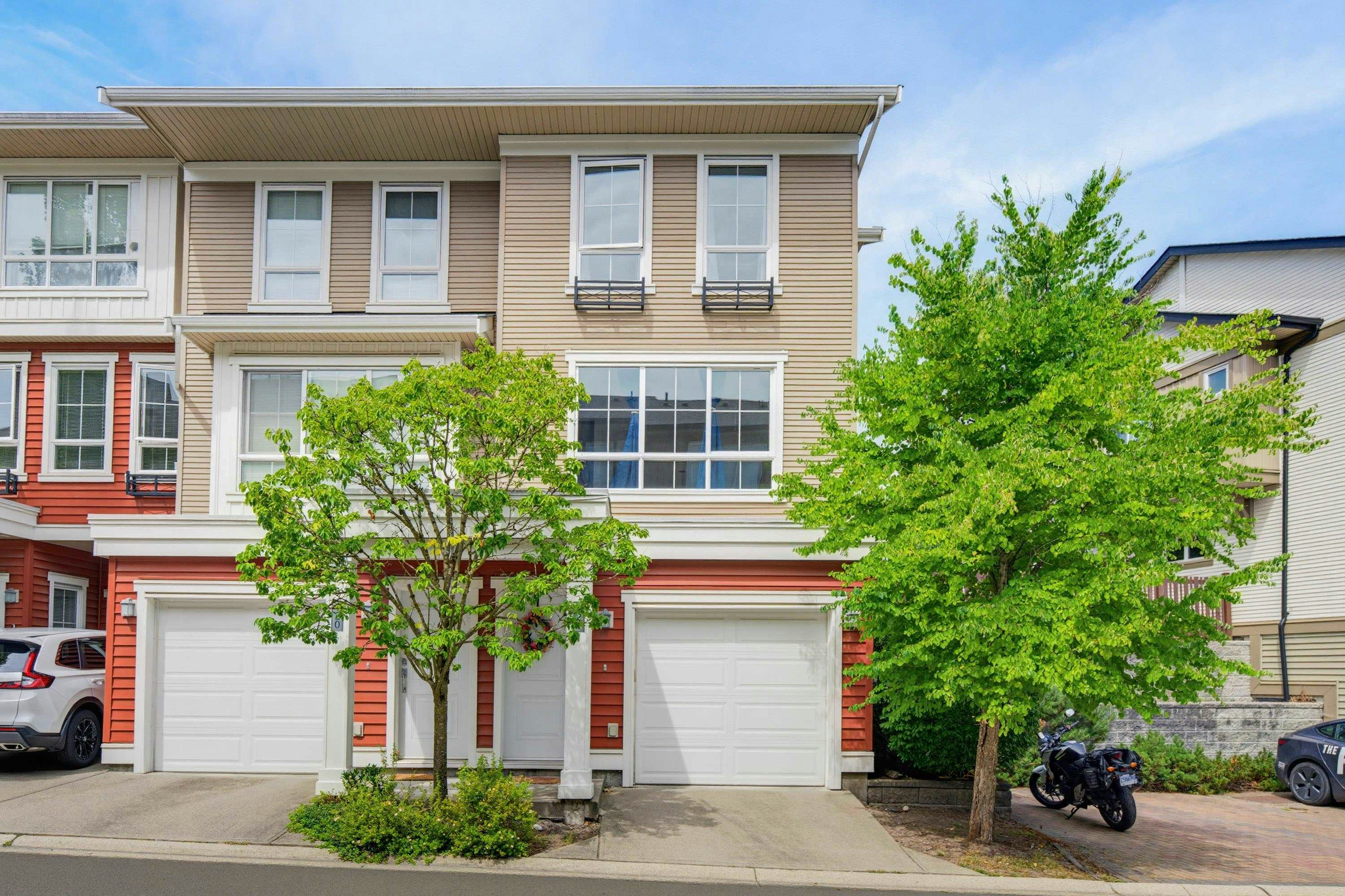 121-19505 68a Avenue, Surrey, BC, V4N 6K3