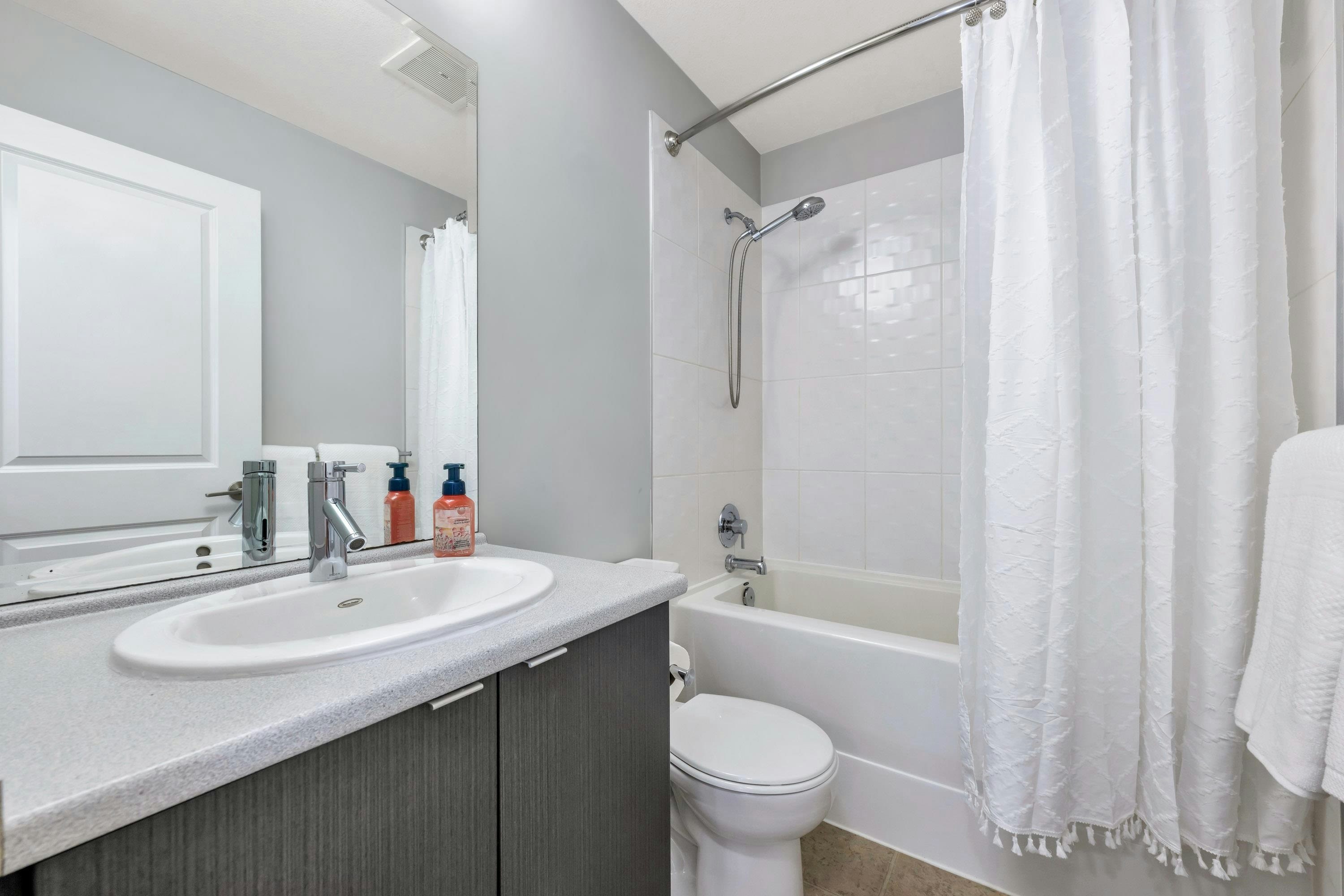 121-19505 68a Avenue, Surrey, BC, V4N 6K3 - 16