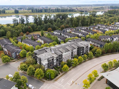 211-550 Seaborne Place - 2