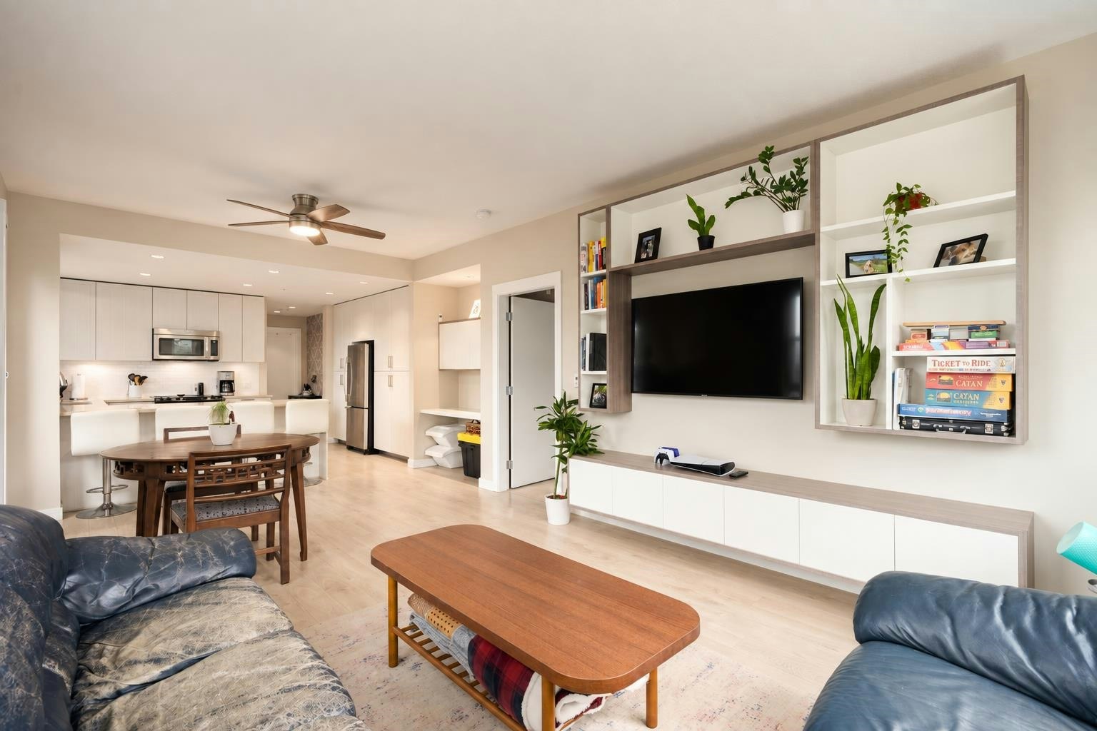 211-550 Seaborne Place - 3