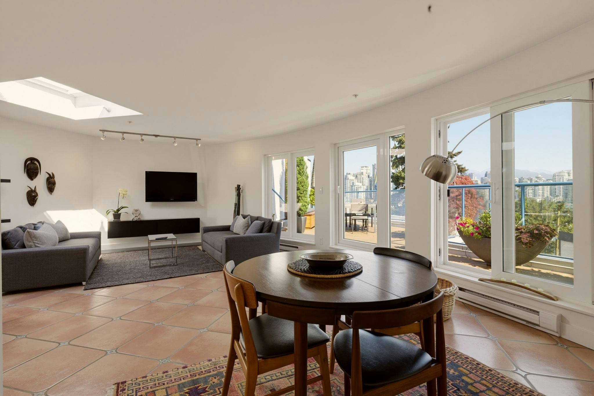 P1-1038 W 7th Avenue, Vancouver, BC, V6H 1B3 - 6