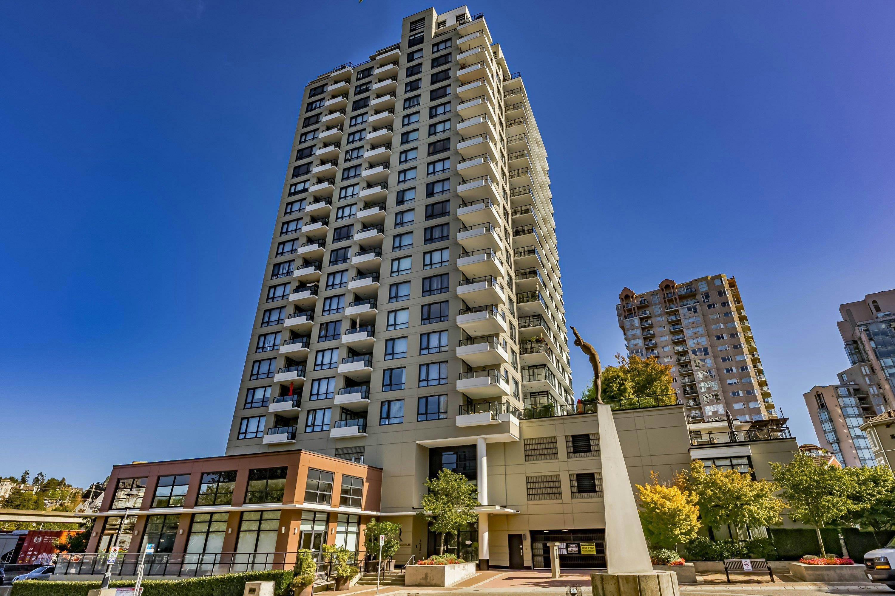 1508-1 Renaissance Square, New Westminster, BC, V3M 0B6