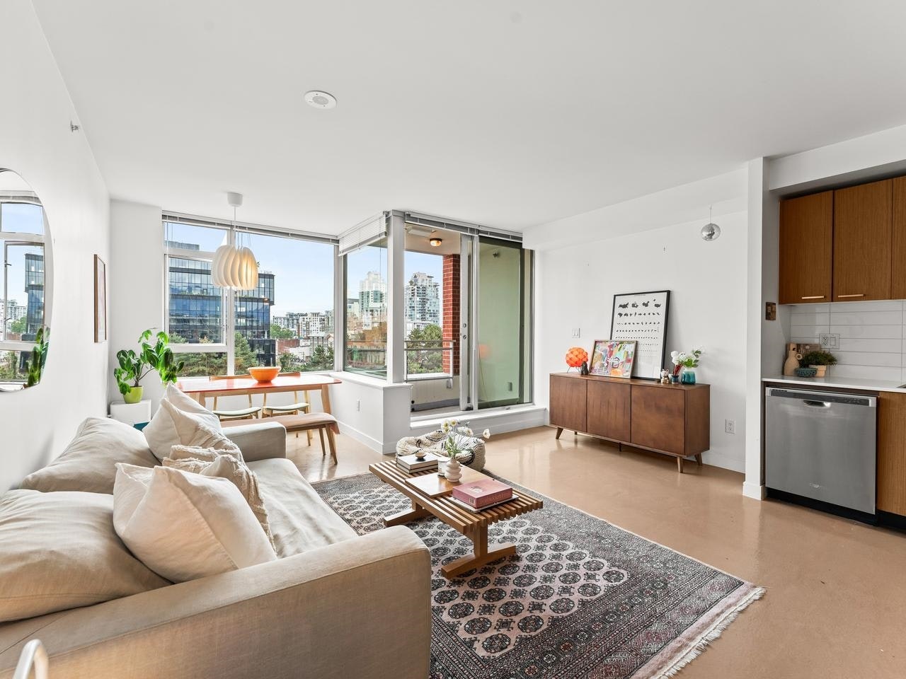 715-221 Union Street - 4