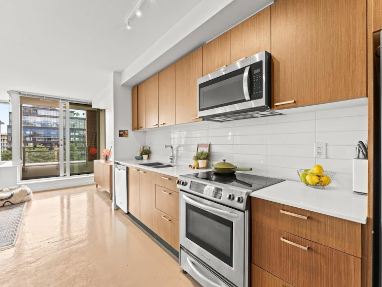 715-221 Union Street, Vancouver, BC, V6A 0B4 - 14