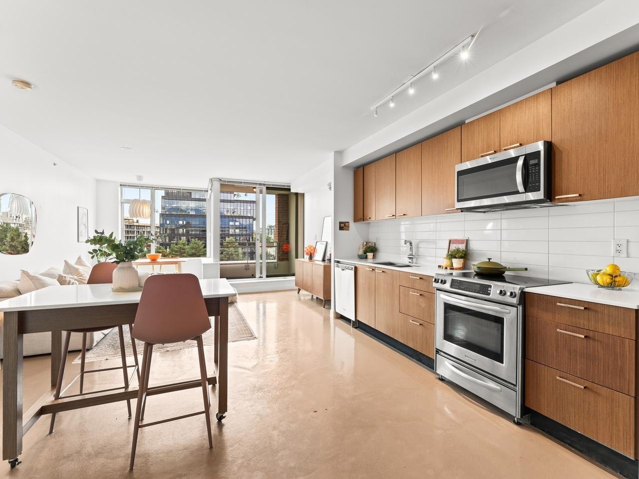 715-221 Union Street - 5