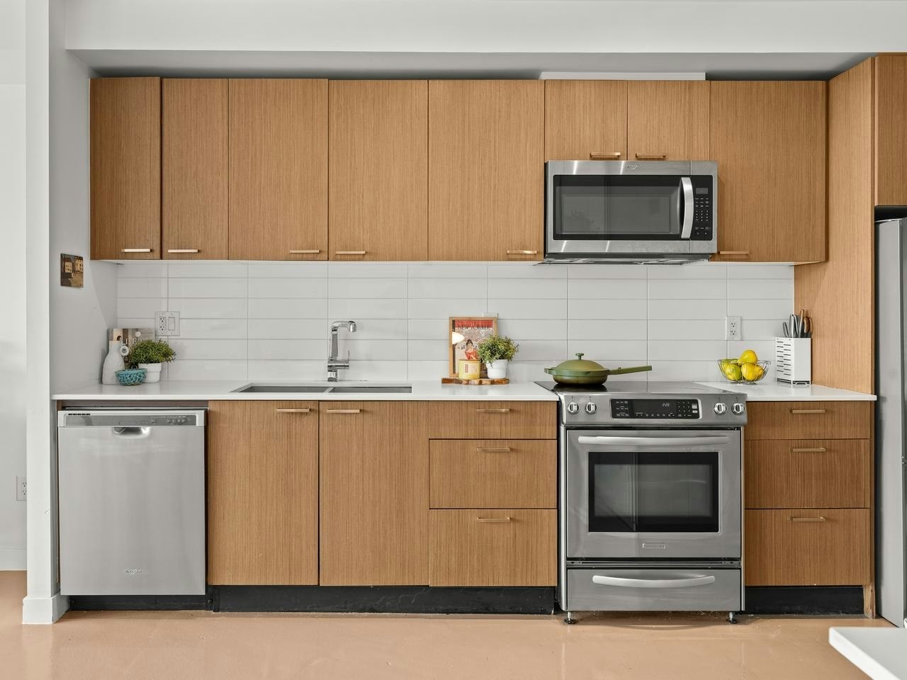 715-221 Union Street, Vancouver, BC, V6A 0B4 - 6