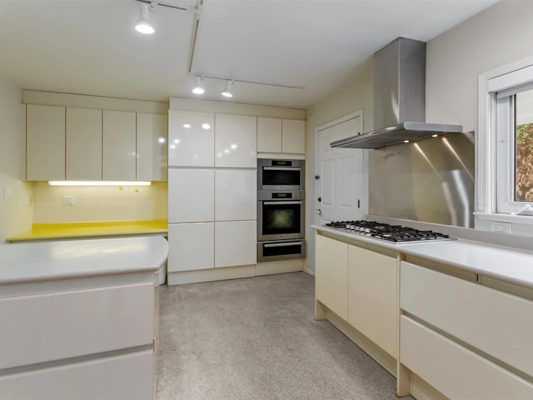 1806 Western Parkway, Vancouver, BC, V6T 1V4 - 10