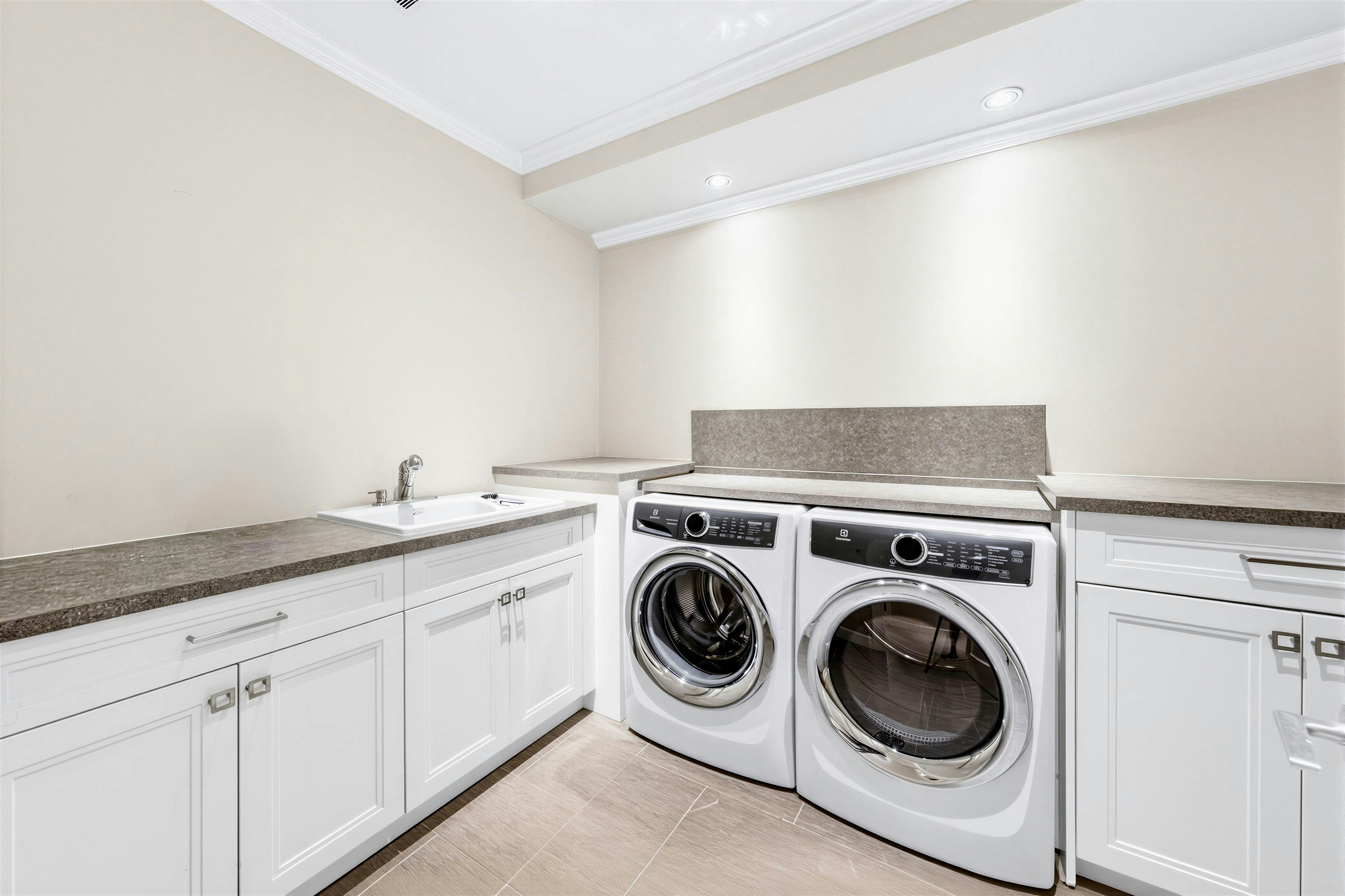 791 Beachview Drive, North Vancouver, BC, V7G 1P8 - 33
