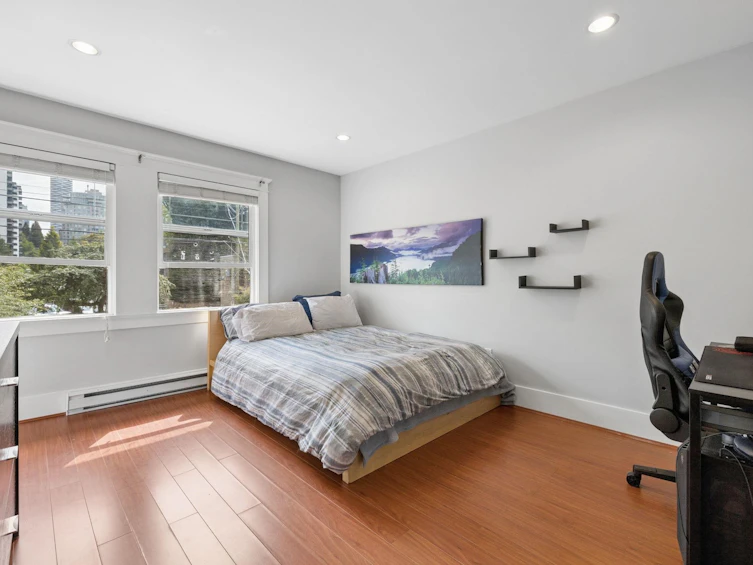 971 Nicola Street, Vancouver, BC, V6G 2C7 - 16