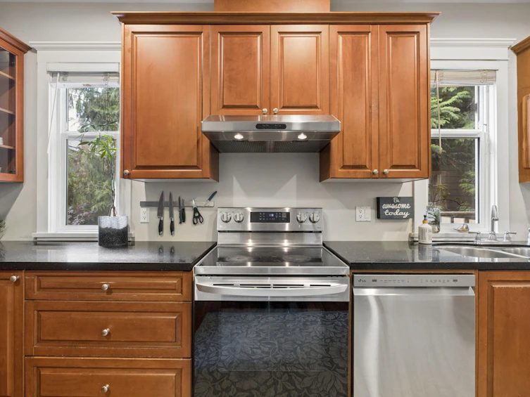 971 Nicola Street, Vancouver, BC, V6G 2C7 - 9