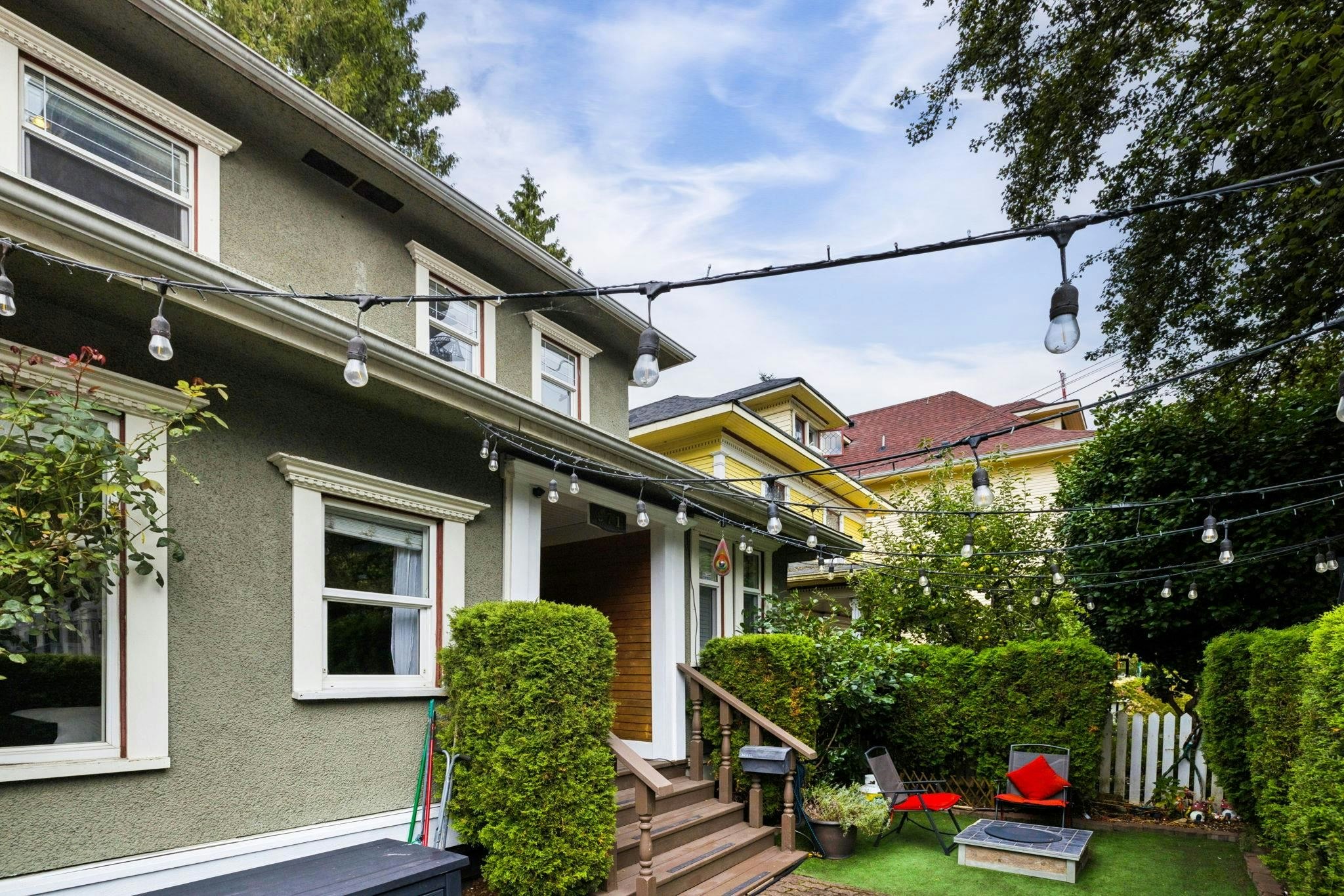 971 Nicola Street - 2