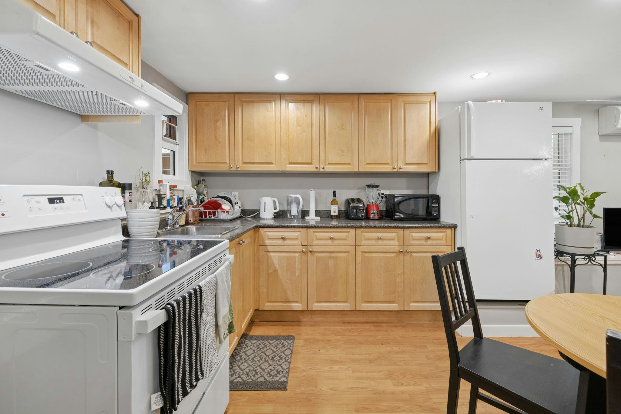971 Nicola Street, Vancouver, BC, V6G 2C7 - 28