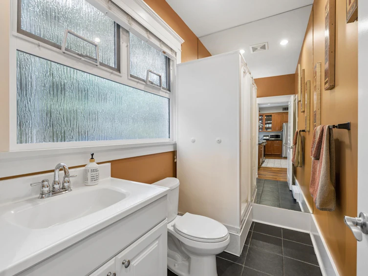 971 Nicola Street, Vancouver, BC, V6G 2C7 - 25