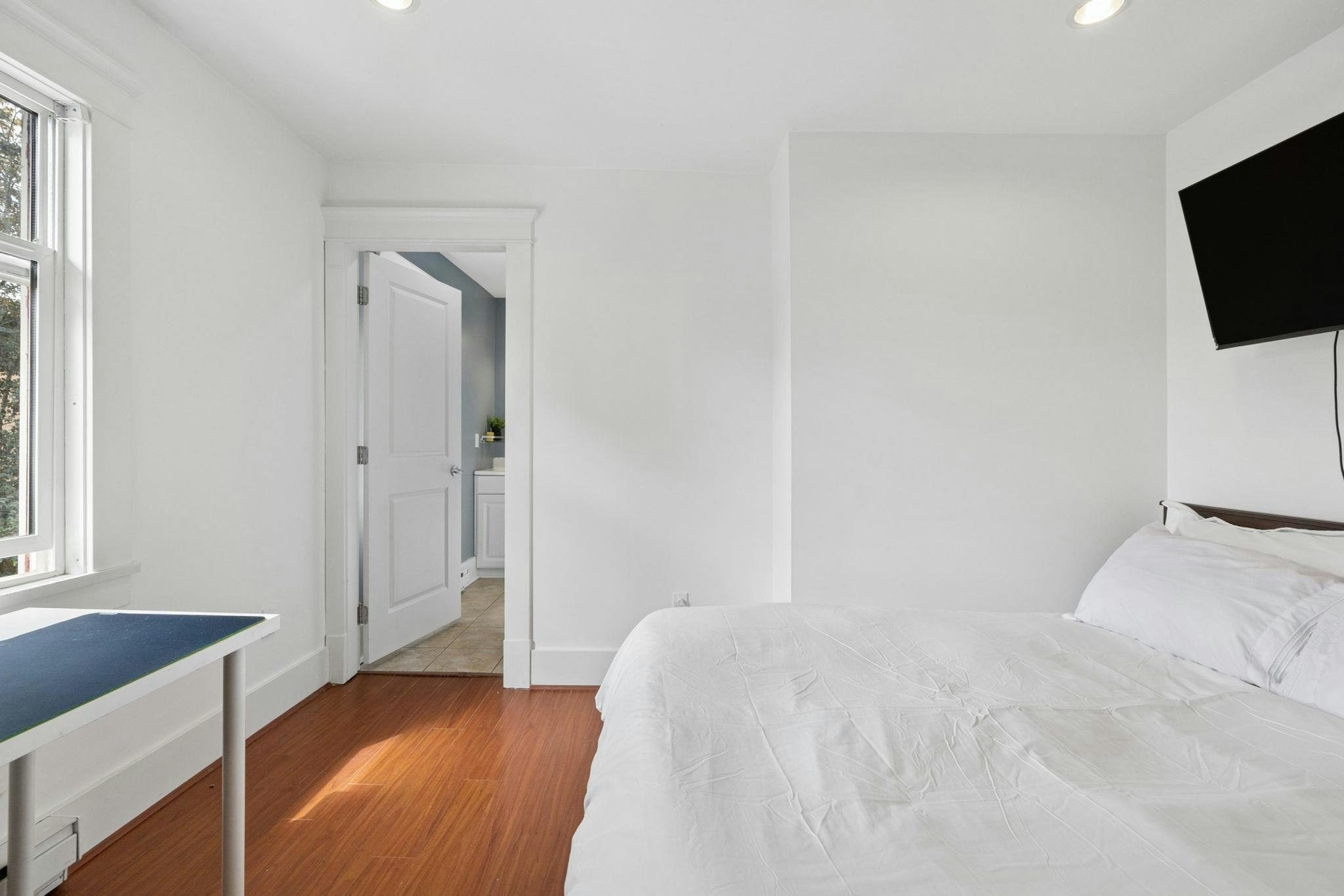 971 Nicola Street, Vancouver, BC, V6G 2C7 - 18