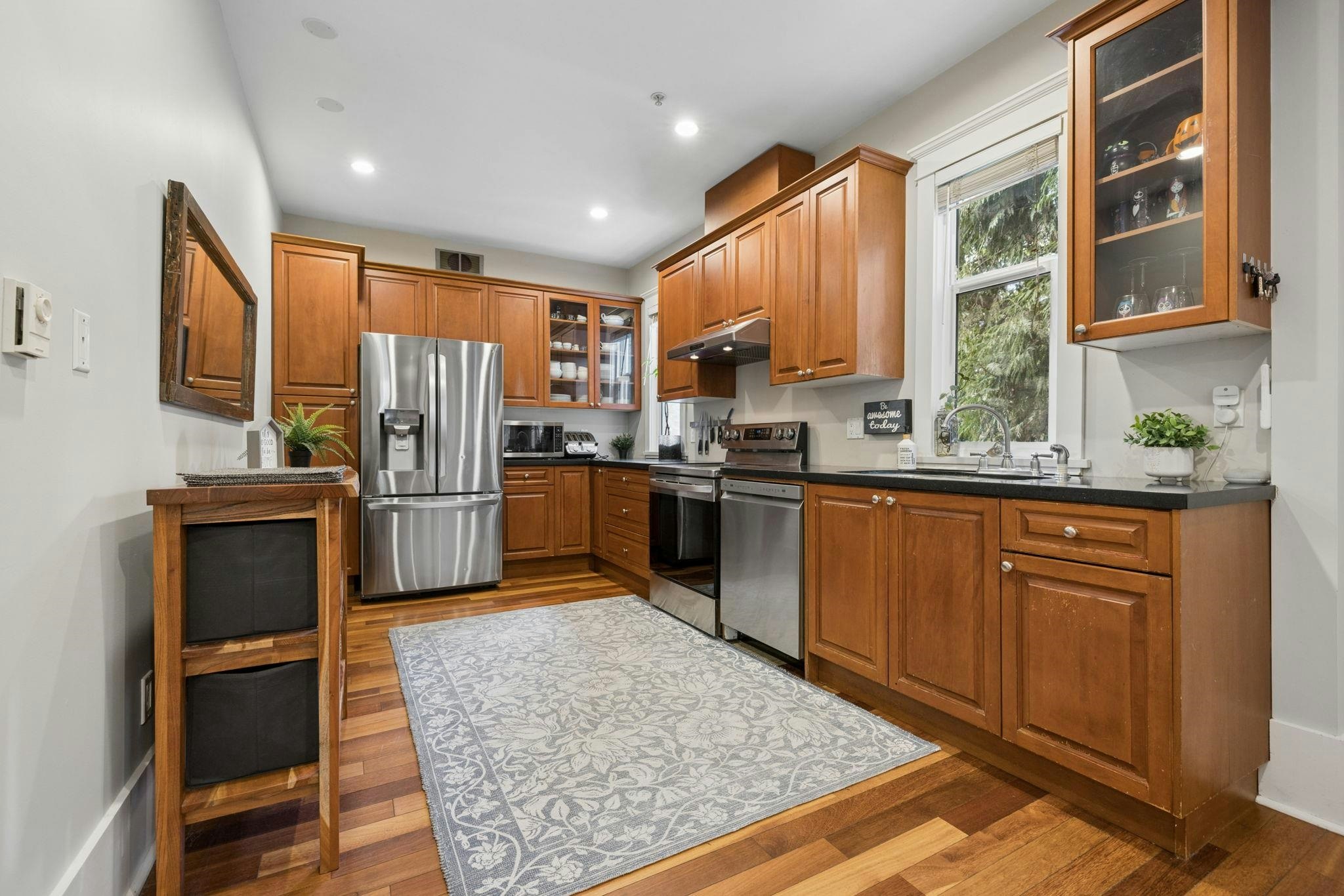 971 Nicola Street, Vancouver, BC, V6G 2C7 - 8
